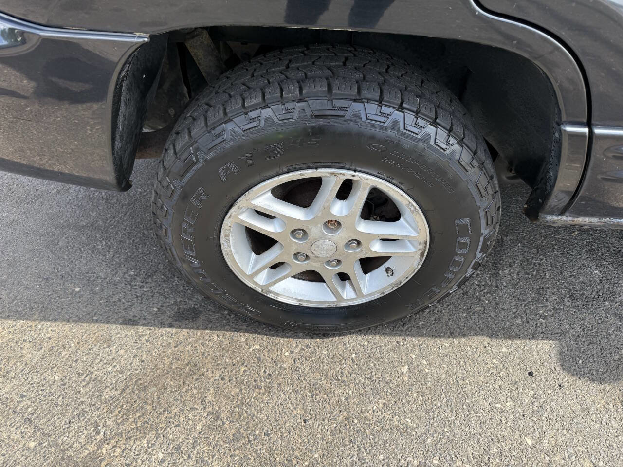 Used 2004 Jeep Grand Cherokee Laredo w/ Convenience Group image 8