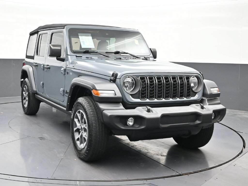 Used 2024 Jeep Wrangler Unlimited Sport AWD/4WD image 8