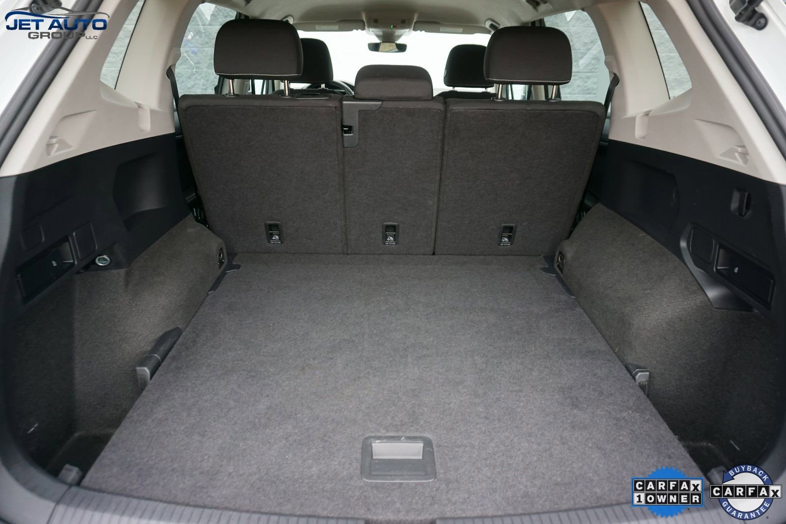 Used 2024 Volkswagen Tiguan S image 17