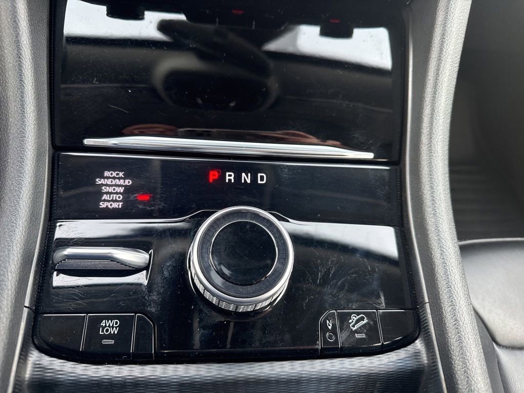 Used 2023 Jeep Grand Cherokee 4WD 4xe image 37