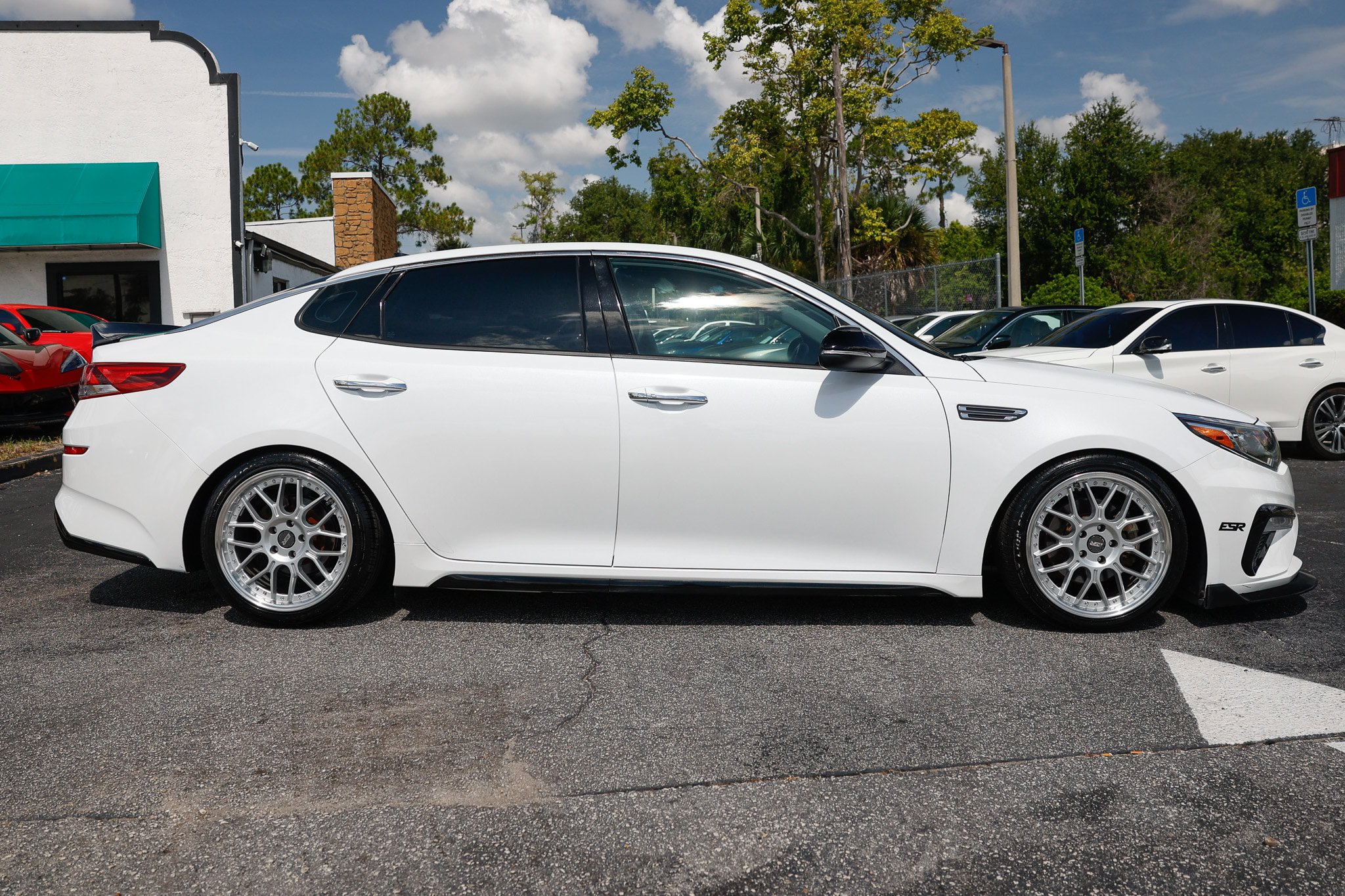 Used 2020 Kia Optima SE FWD image 18