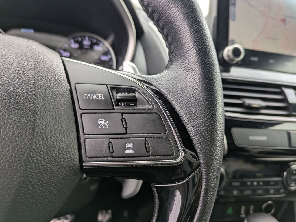 Used 2024 Mitsubishi Eclipse Cross SEL image 25