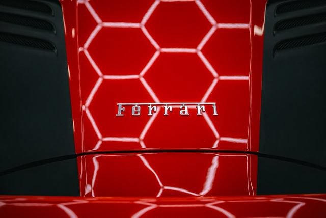 Used 2021 Ferrari F8 Tributo RWD image 15