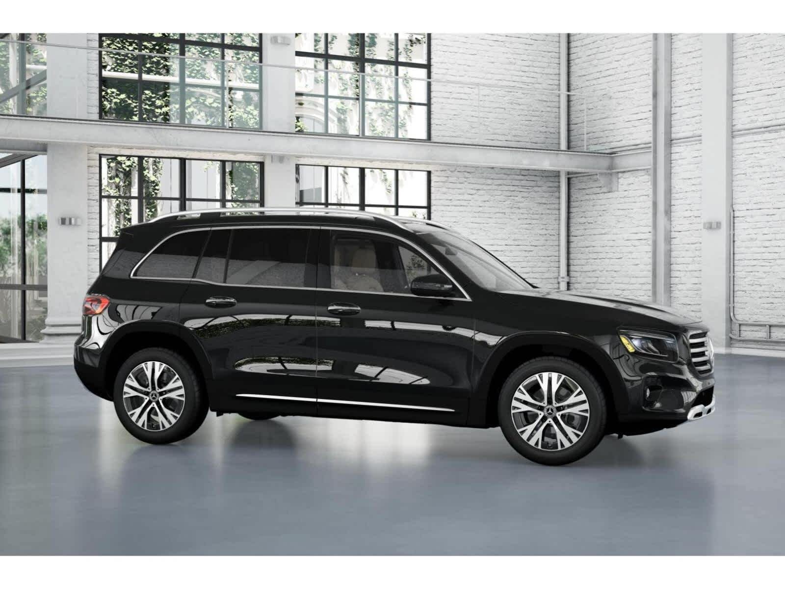 Used 2026 Mercedes-Benz GLB 250 4MATIC image 14