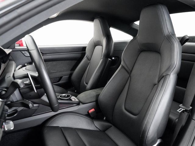 Certified 2024 Porsche 911 Carrera GTS image 5