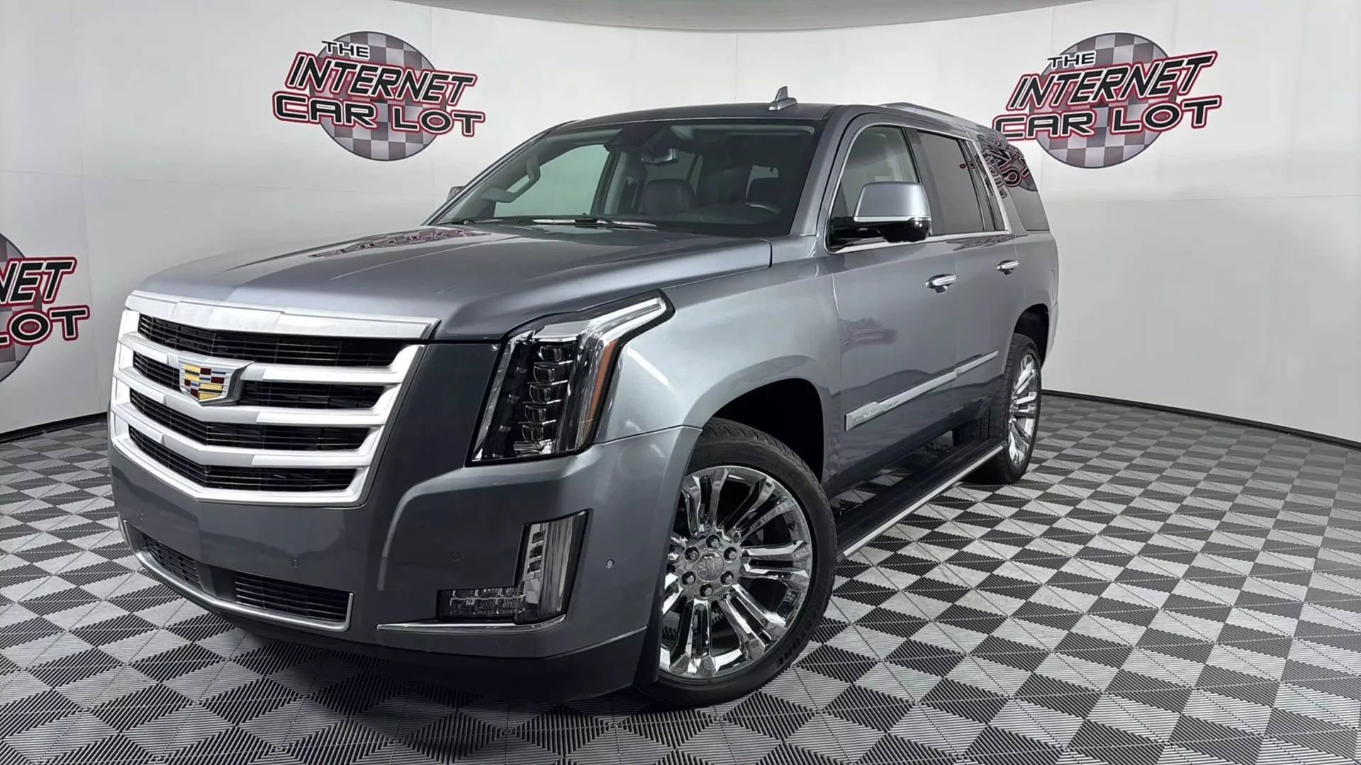 Used 2020 Cadillac Escalade Premium Luxury w/ LPO, Radiant Package image 1