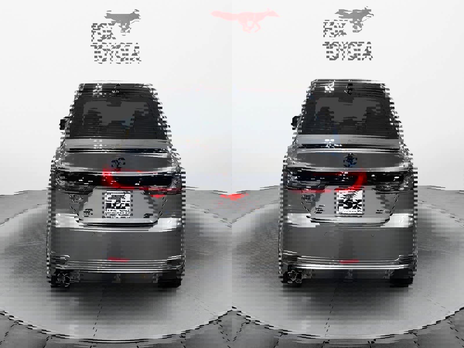 Used 2026 Toyota Camry XSE w/ Premium Plus Package image 5