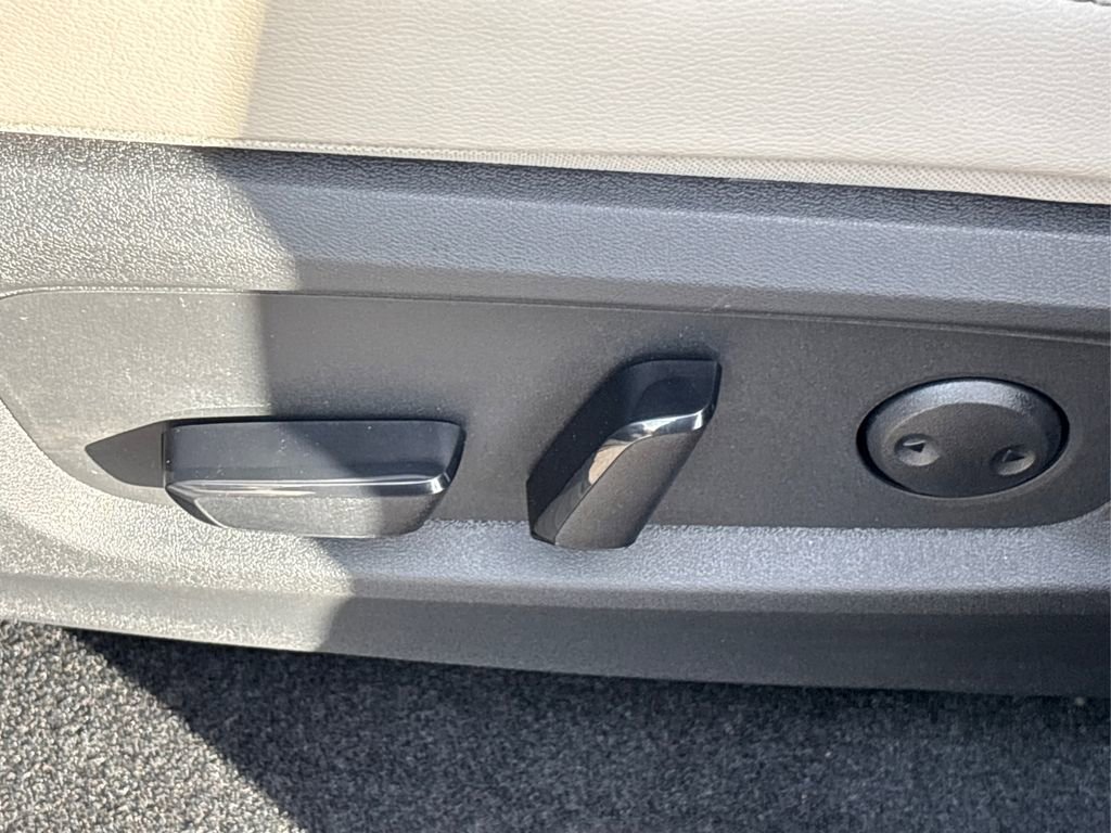 New 2025 Nissan Pathfinder SL image 38