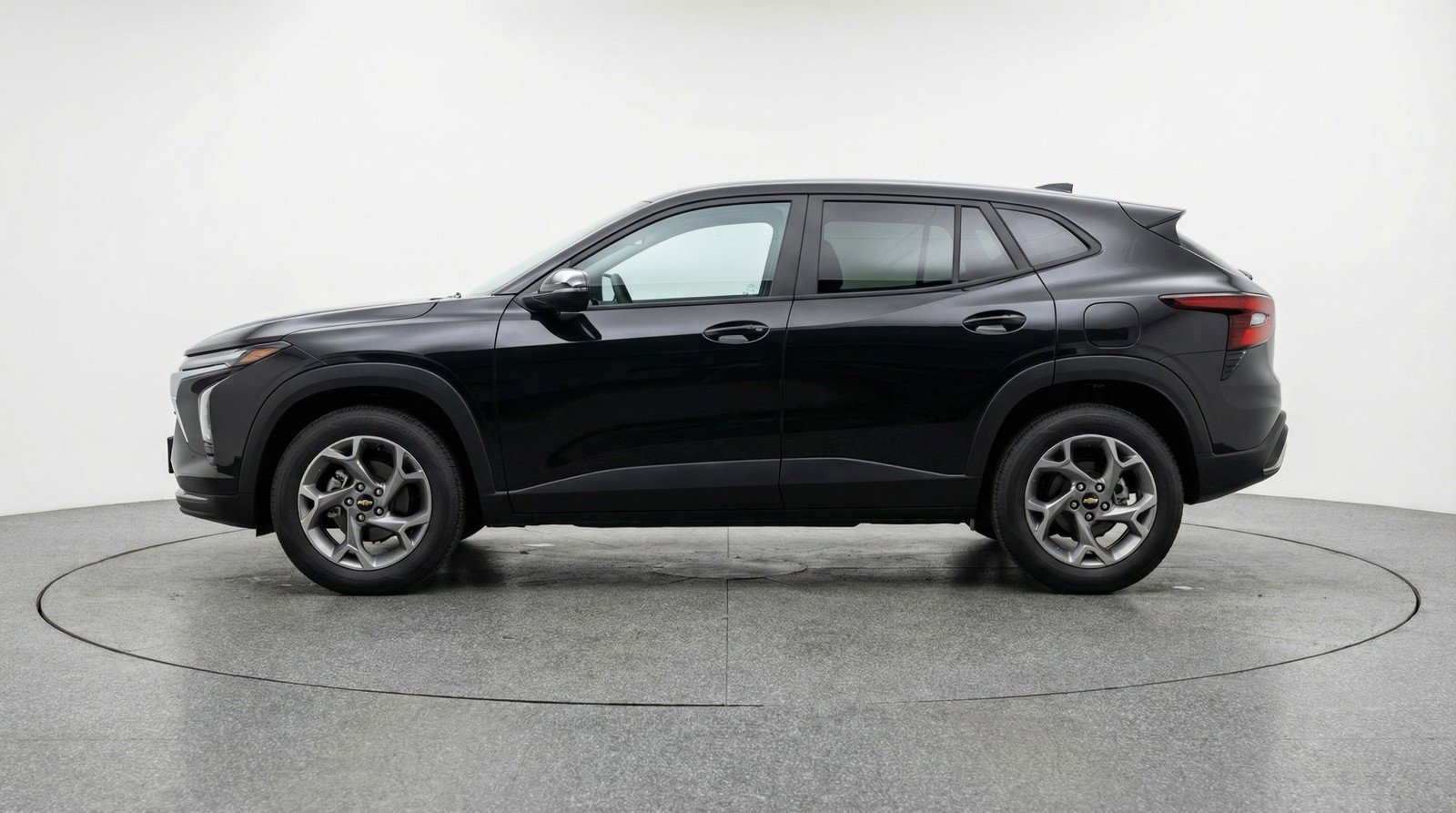 Used 2025 Chevrolet Trax LT image 5