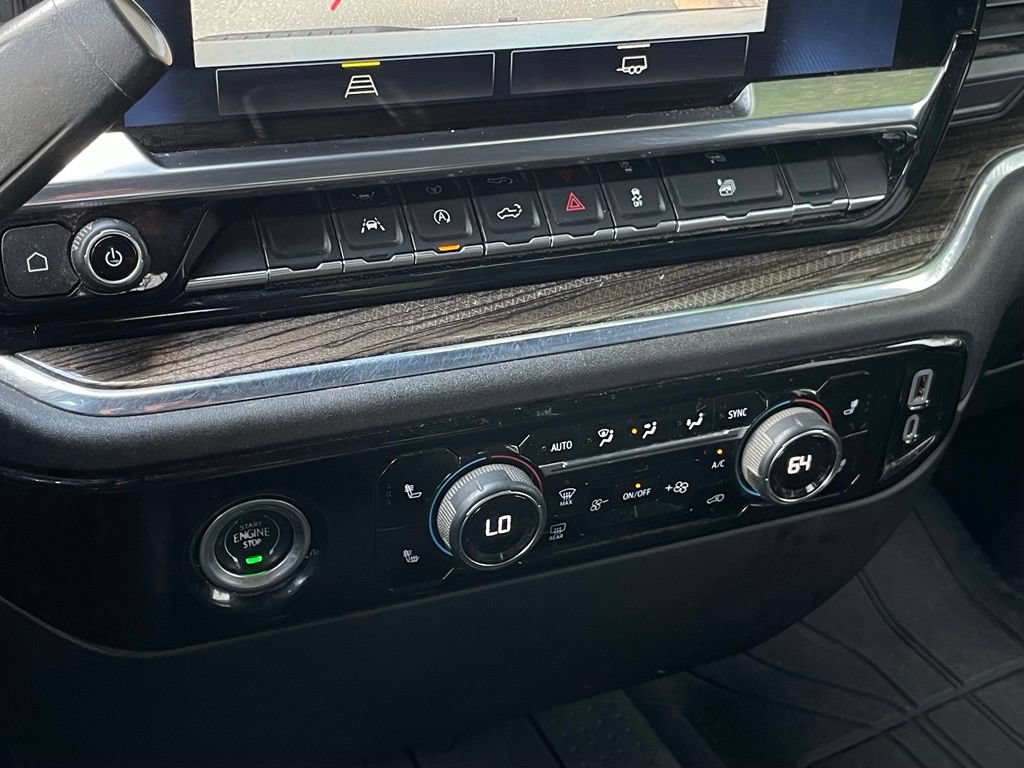Used 2024 Chevrolet Silverado 1500 LT AWD/4WD image 19