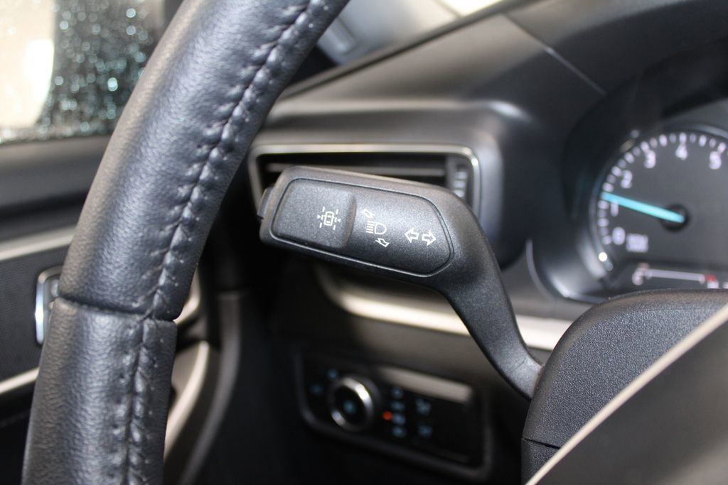 Used 2023 Ford Explorer XLT w/ Equipment Group 202A image 41