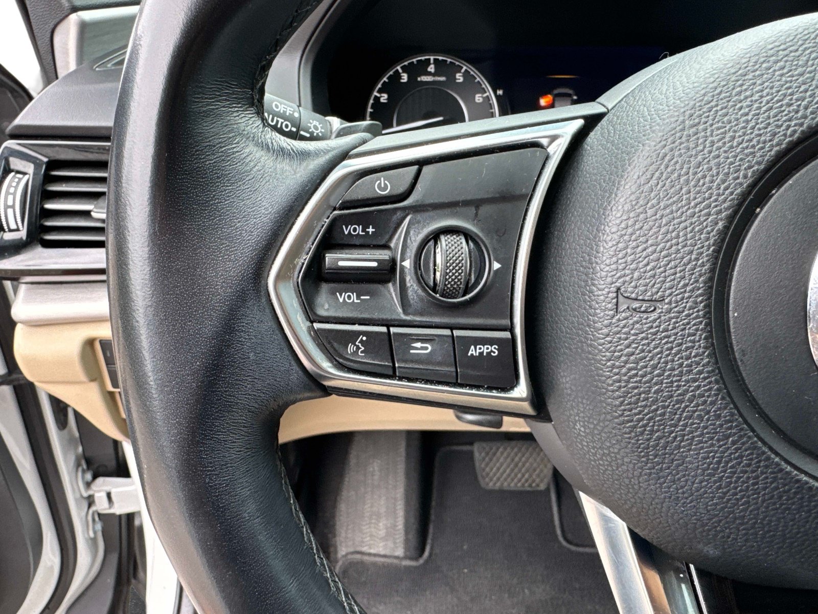 Used 2021 Acura RDX w/ Technology Package FWD image 32