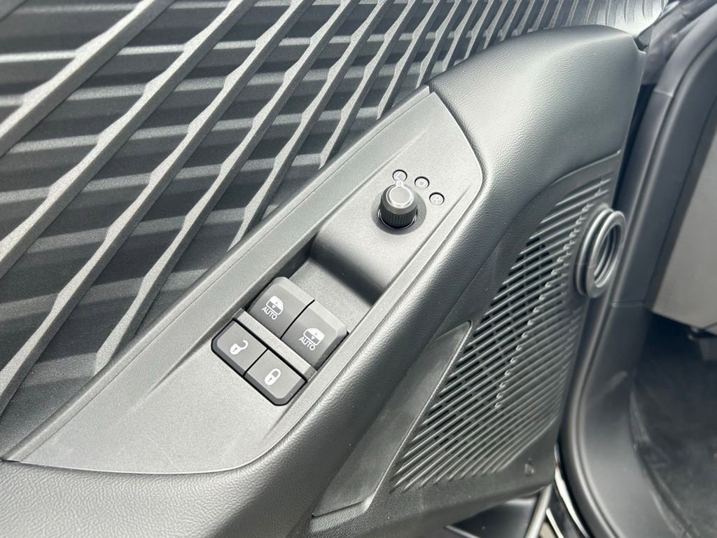 New 2025 Dodge Charger R/T w/ Quick Order Package 25M R/T image 39