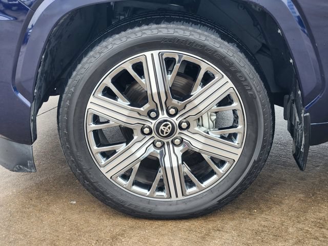 Used 2026 Toyota Sequoia Capstone AWD/4WD image 10