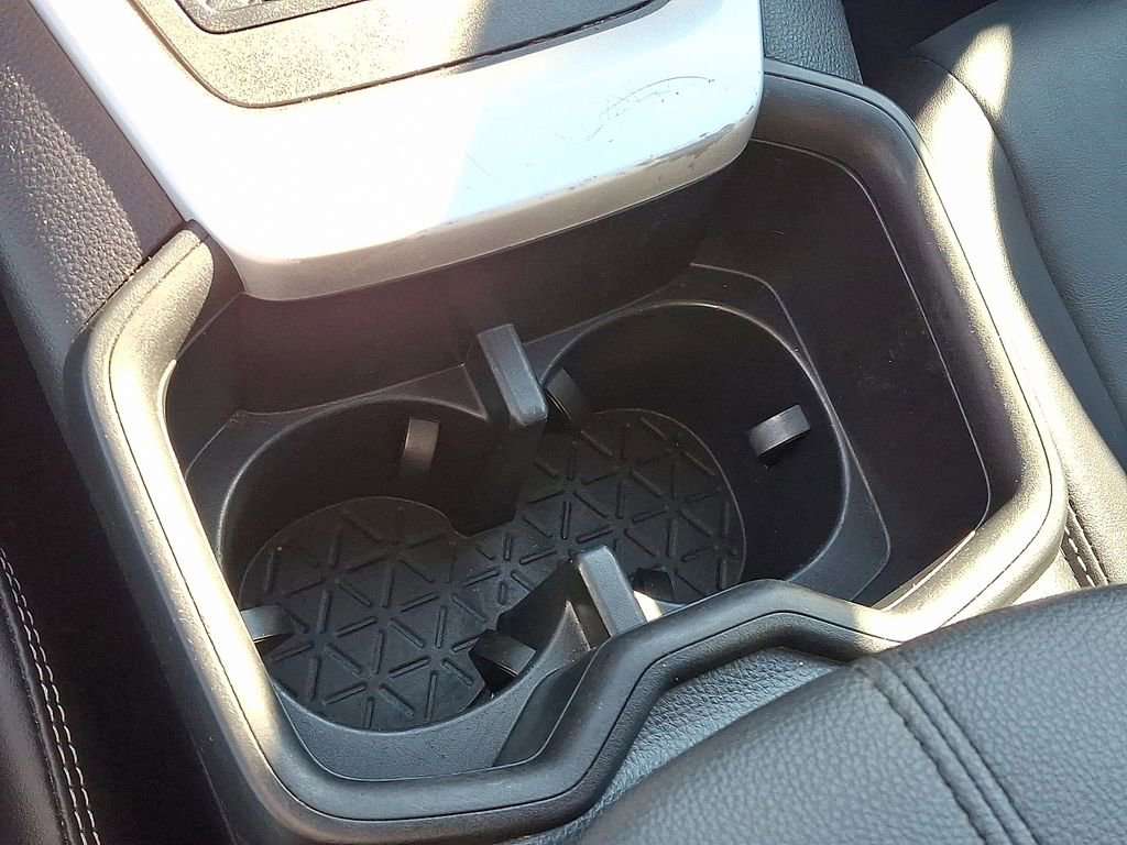 Used 2023 Toyota RAV4 XLE Premium image 26