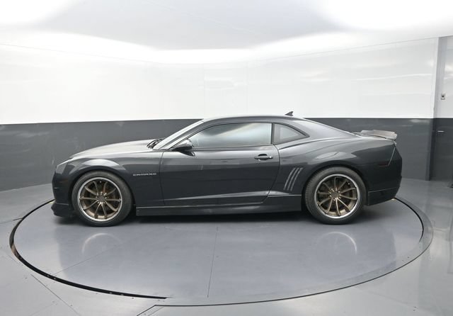 Used 2013 Chevrolet Camaro SS RWD image 4