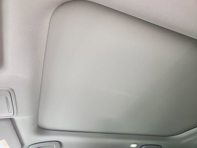 Used 2023 Honda Pilot Touring image 19