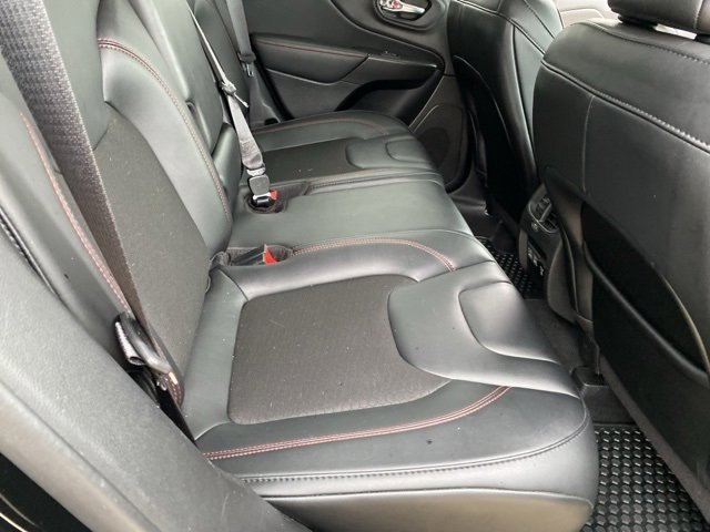 Certified 2022 Jeep Cherokee Trailhawk image 33