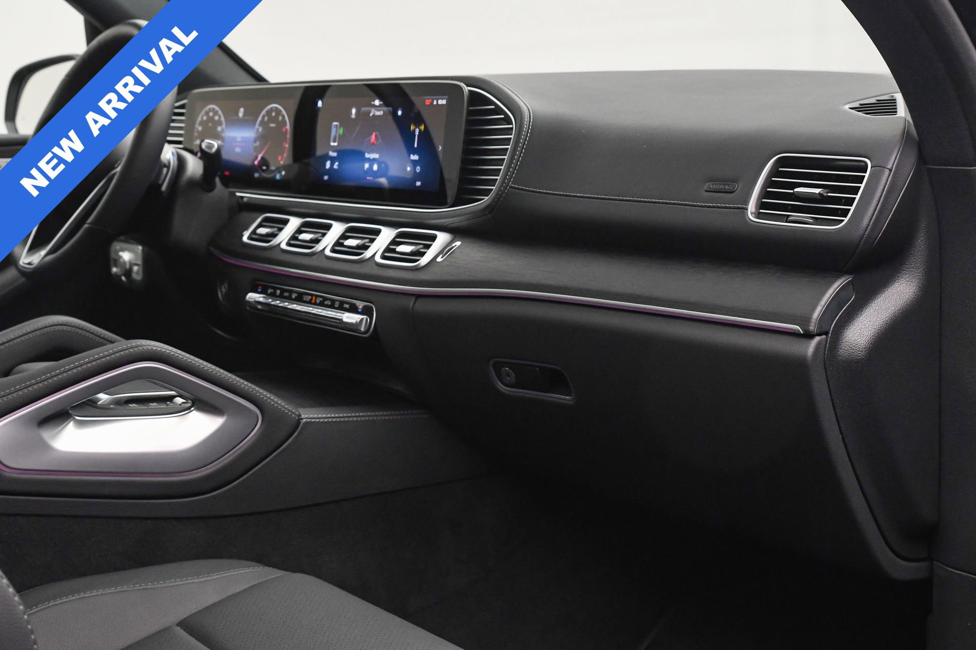 Used 2025 Mercedes-Benz GLS 450 4MATIC image 21