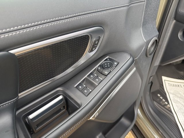 New 2025 Ford Expedition Platinum image 12