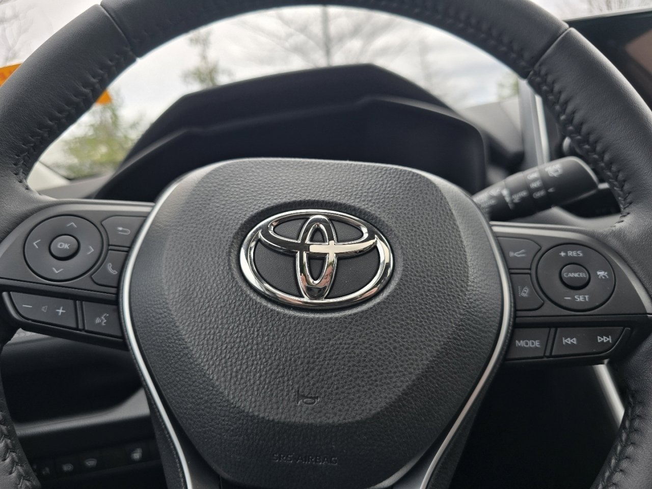 Used 2023 Toyota RAV4 XLE w/ Convenience Package image 20