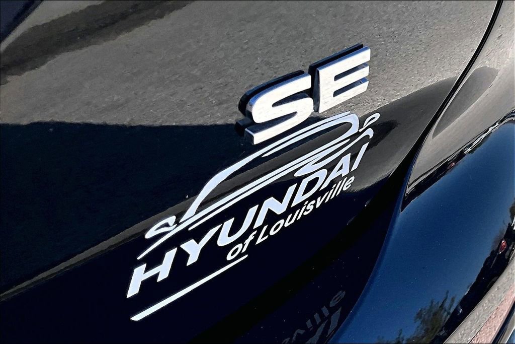 Used 2022 Mitsubishi Outlander SE image 9