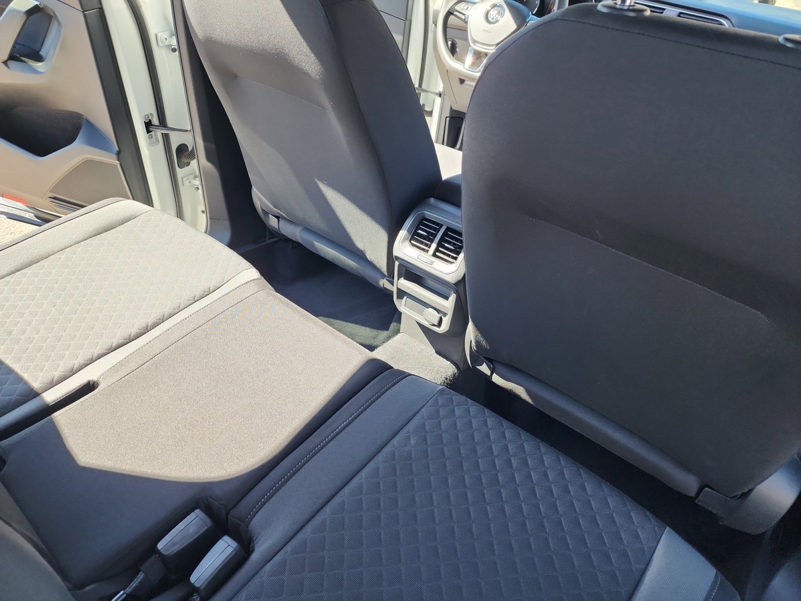 Used 2019 Volkswagen Tiguan S w/ Driver Assistance Package image 32