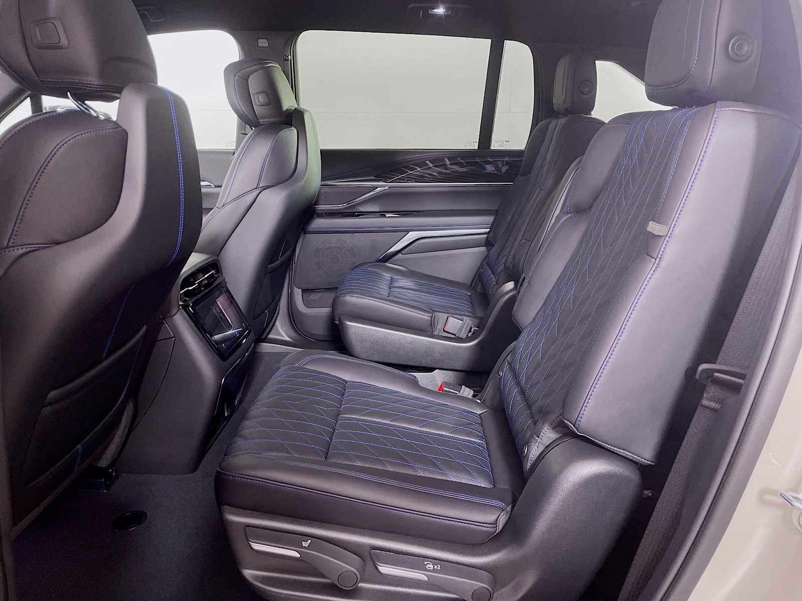 New 2026 Cadillac Escalade IQ Sport 1 image 5