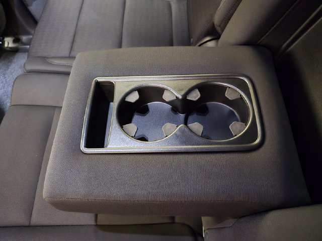 Used 2025 Chevrolet Suburban LS AWD/4WD image 34