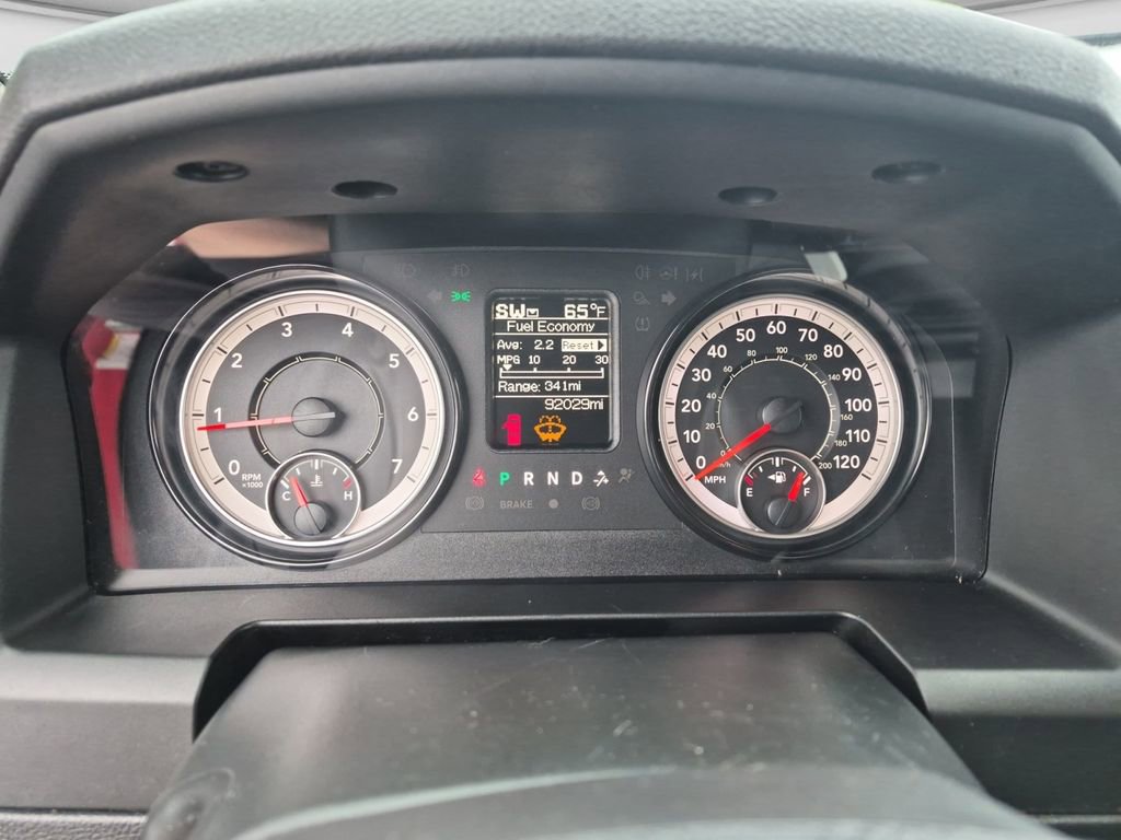 Used 2021 RAM 1500 Classic SLT AWD/4WD image 14