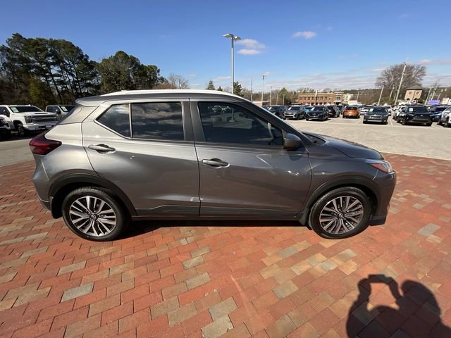 Used 2022 Nissan Kicks SV image 36