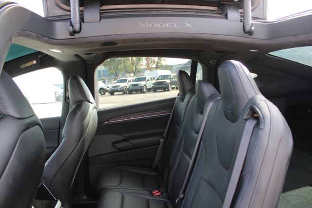 Used 2022 Tesla Model X AWD/4WD image 29