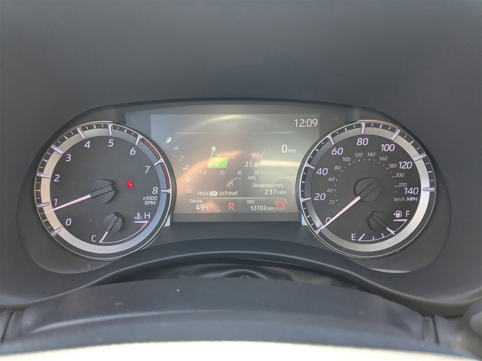 Used 2024 Toyota Highlander XLE image 32