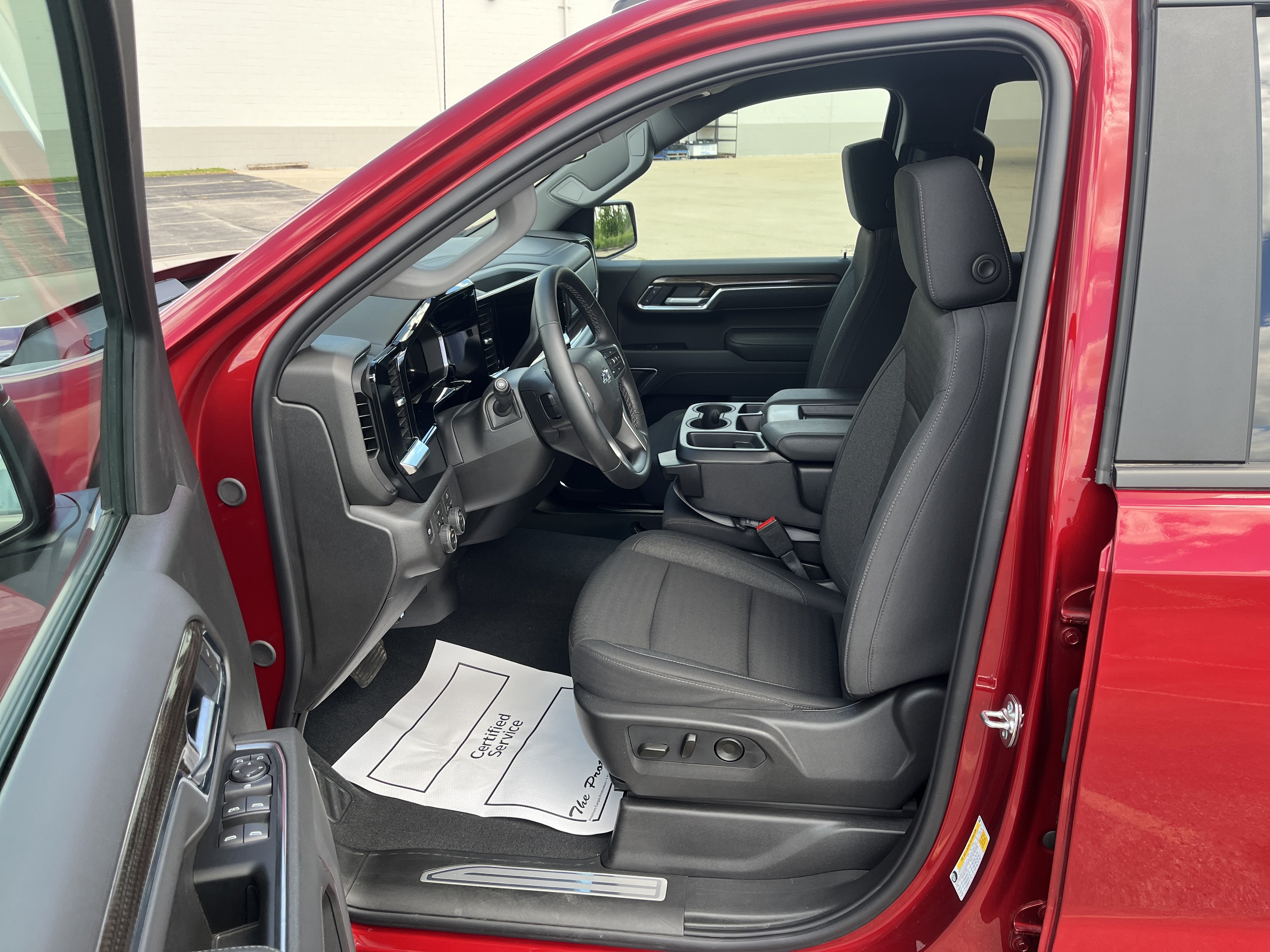 Used 2026 Chevrolet Silverado 1500 RST w/ RST Select Package AWD/4WD image 10