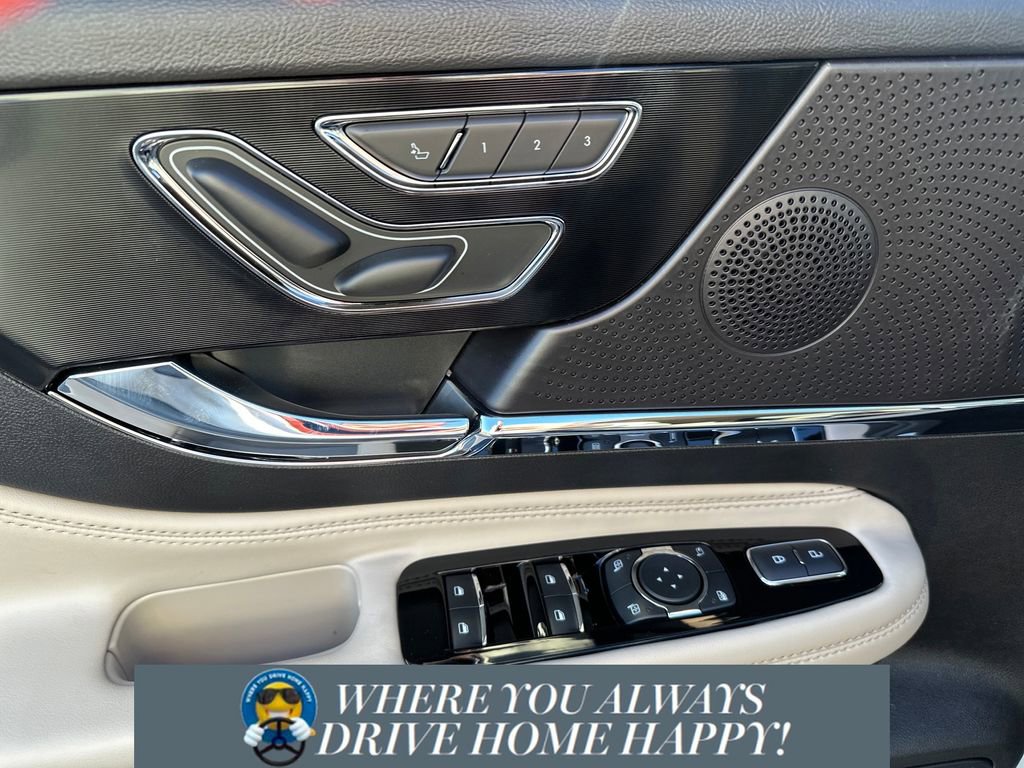 New 2026 Lincoln Corsair Premiere image 11