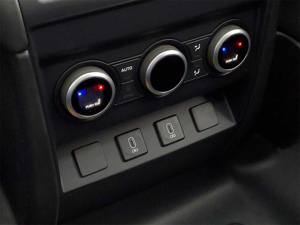 New 2026 Land Rover Defender 110 V8 image 33