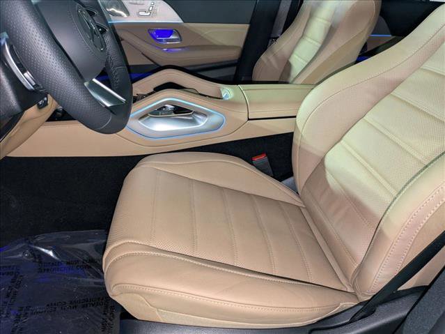 New 2026 Mercedes-Benz GLS 580 4MATIC image 4