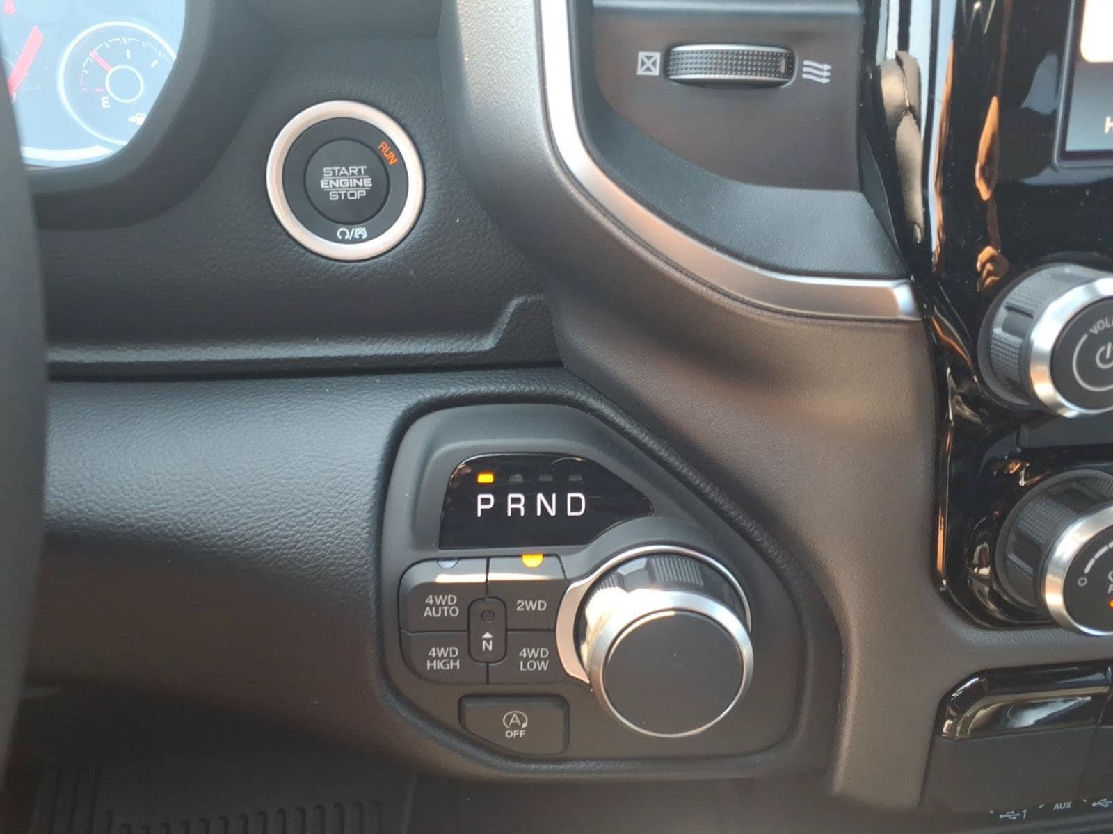 New 2026 RAM 1500 Big Horn AWD/4WD image 18