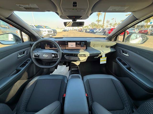 New 2026 Nissan Leaf Platinum+ w/ Cargo Package (Platinum+) FWD image 13