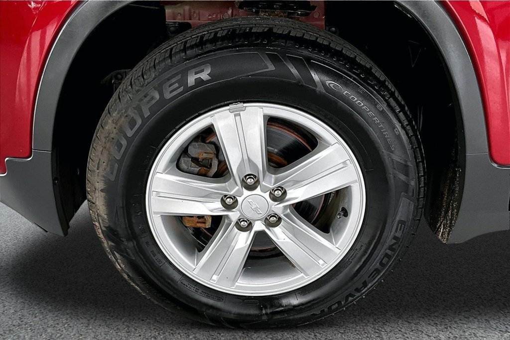 Used 2020 Chevrolet Trax LT w/ Driver Confidence Package AWD/4WD image 33
