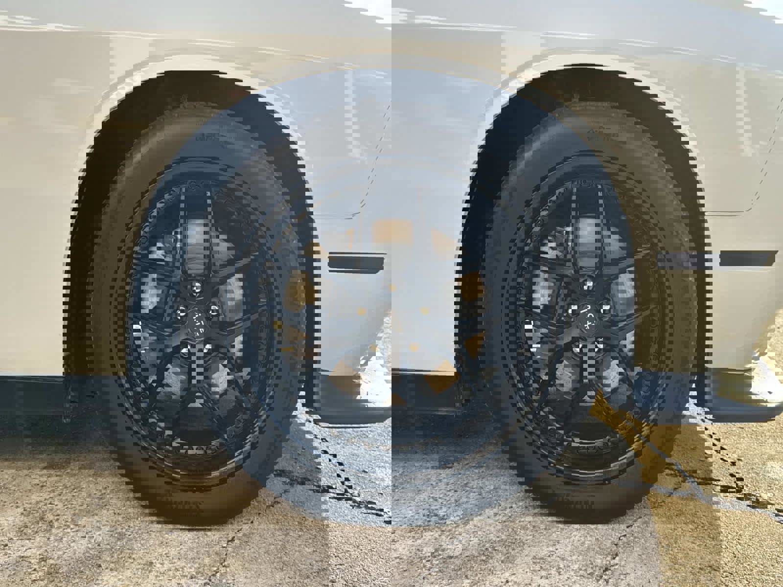 Used 2021 Dodge Challenger R/T w/ Blacktop Package image 16