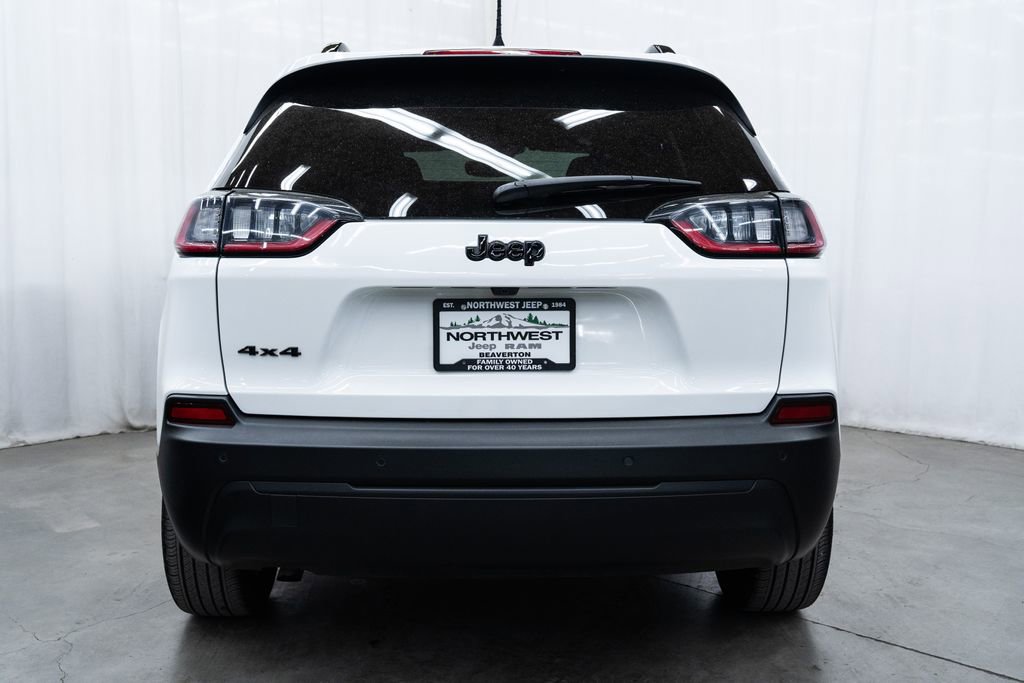 Used 2023 Jeep Cherokee Altitude Lux AWD/4WD image 5