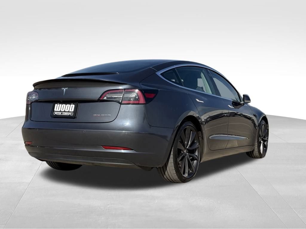 Used 2020 Tesla Model 3 Performance image 3