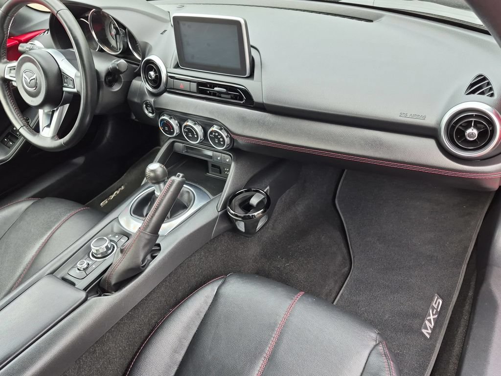 Used 2016 MAZDA MX-5 Miata Grand Touring RWD image 18