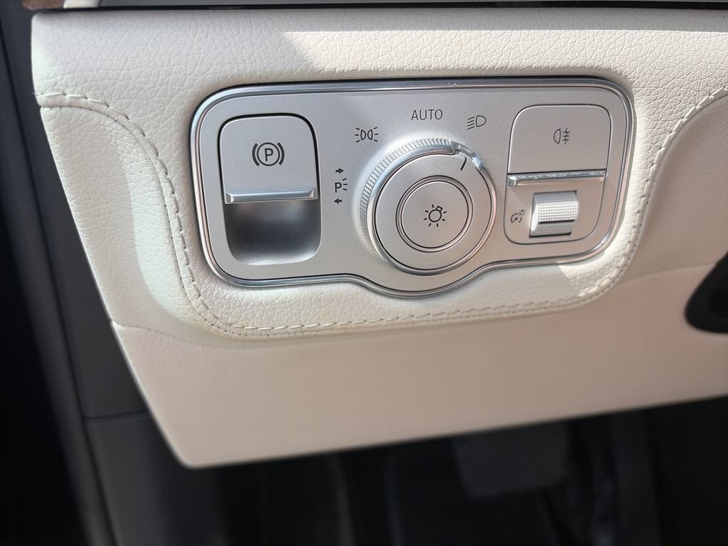 Used 2021 Mercedes-Benz GLE 350 image 21