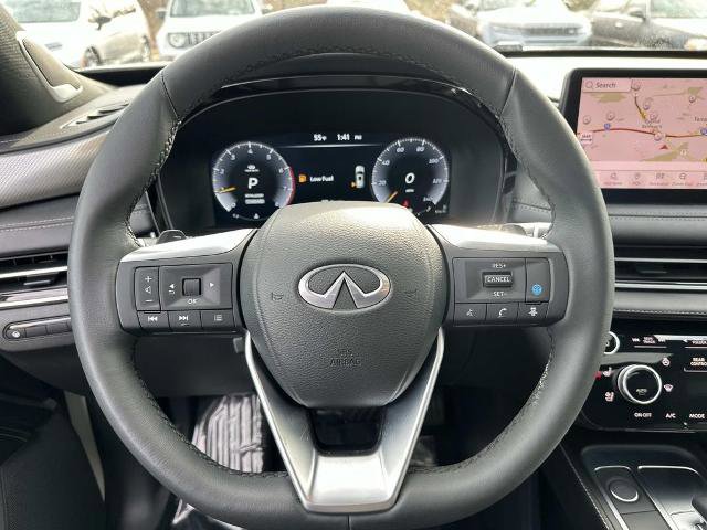Certified 2025 INFINITI QX60 Luxe w/ Black Edition image 19