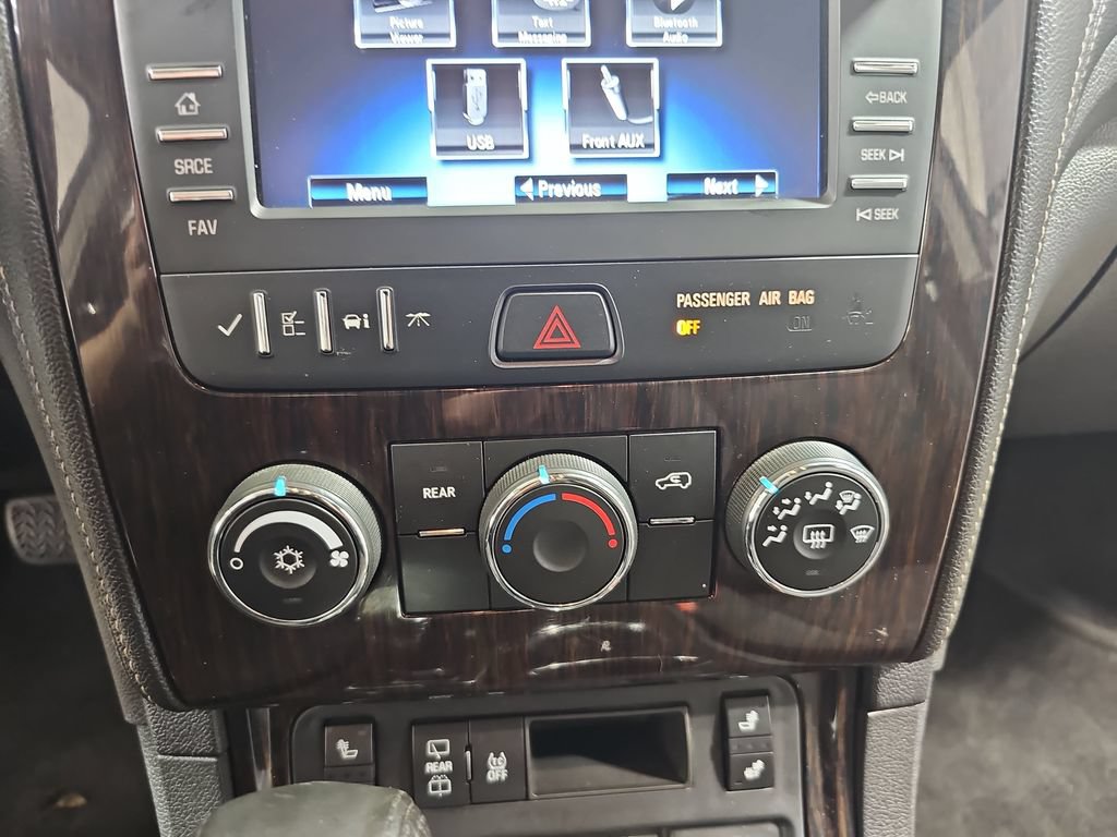 Used 2015 Chevrolet Traverse LT w/ Style and Technology Package AWD/4WD image 30