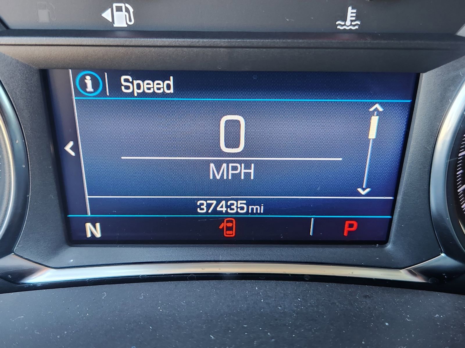 Used 2022 GMC Terrain SLE w/ Driver Convenience Package image 25