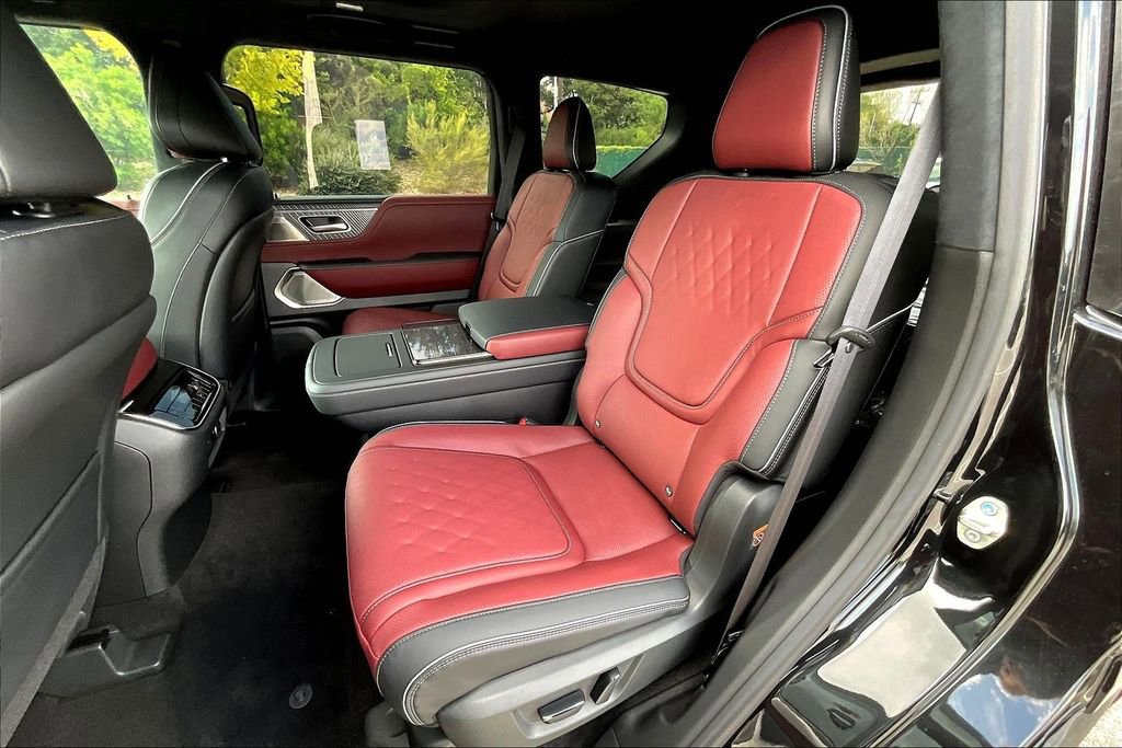 New 2026 INFINITI QX80 Autograph image 15