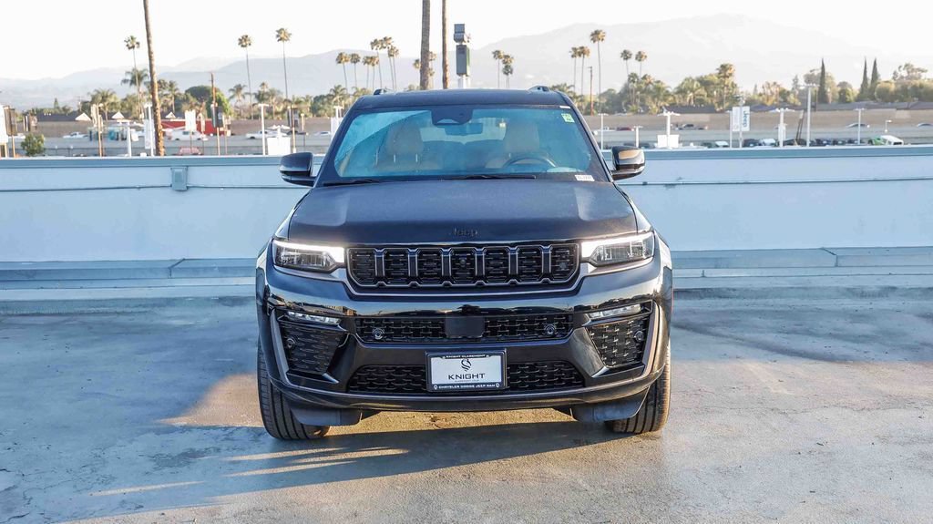 New 2026 Jeep Grand Cherokee L Summit w/ Obsidian Package AWD/4WD image 3